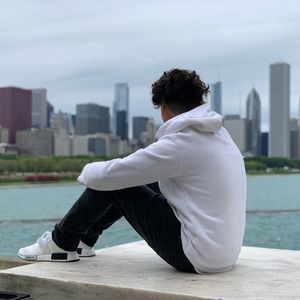 Meet your Posher, Emmanuel